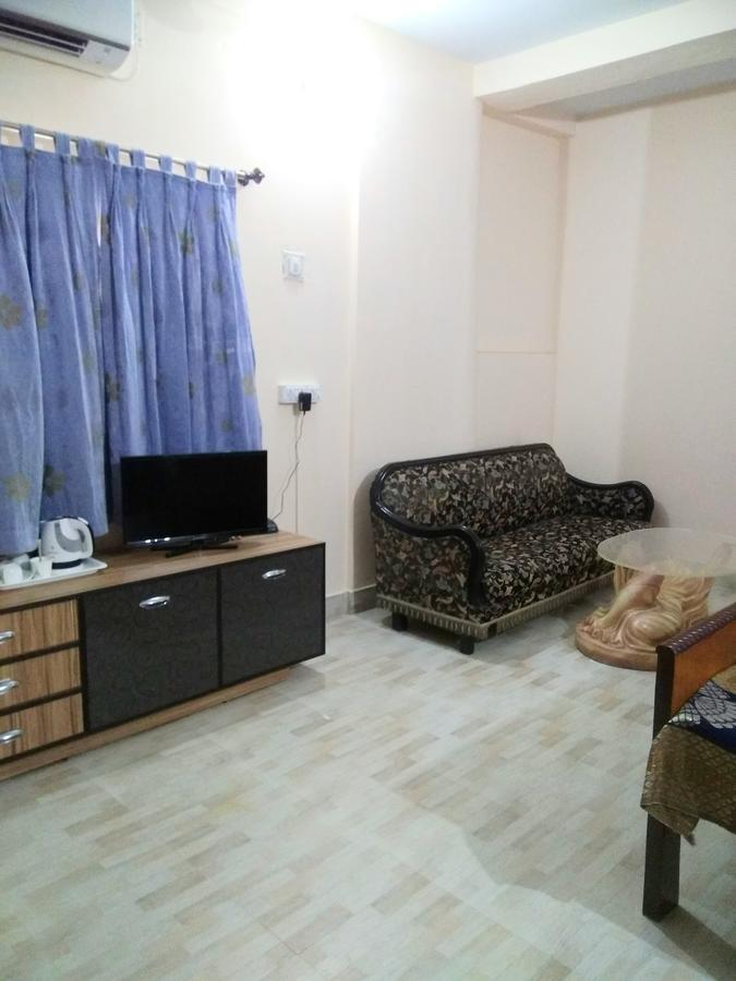Kollolini Kolkata Bed and Breakfast Exteriör bild
