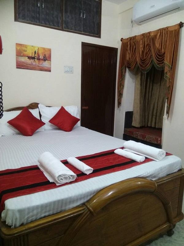 Kollolini Kolkata Bed and Breakfast Rum bild